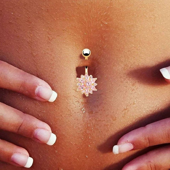 Piercing de nombril sexy cristal fleur rose - Shinyboheme - Piercing au nombril rose - Boucle de nombril - Bijoux de nombril femme - Bijoux de crops piercing femme - Bijoux de corps sexy - Shiny Bohème - Piercing rose en forme de fleur