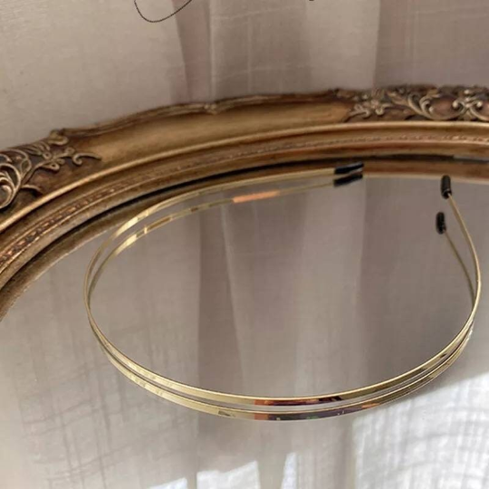 Serre-tête diadème simple couelur or - Shinyboheme - Bijoux pour coiffure - Accessoire coiffure de mariée - Coiffure de mariage - Diadème pour mariée et demoiselles d'honneur - Bijoux de cheveux femme - Accessoire pour mariée bohème - Bijoux bohème chic pour mariée - Shiny Bohème