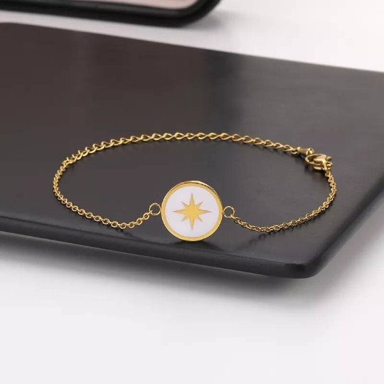 Bijoux femme - Shinyboheme - Bracelet fin pour femme - Bracelet bohème chic - Bracelet boho chic - Bracelet étoile femme