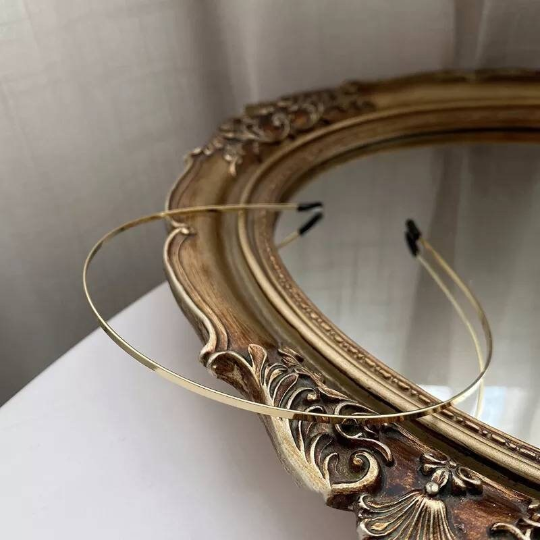 Serre-tête diadème simple couelur or - Shinyboheme - Bijoux pour coiffure - Accessoire coiffure de mariée - Coiffure de mariage - Diadème pour mariée et demoiselles d'honneur - Bijoux de cheveux femme - Accessoire pour mariée bohème - Bijoux bohème chic pour mariée - Shiny Bohème